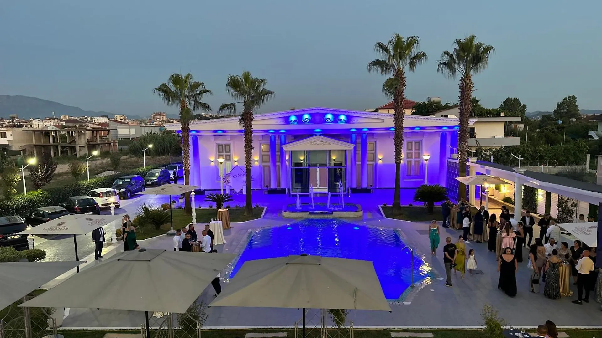 Hotel Colis Kamez 0*,  Albanië