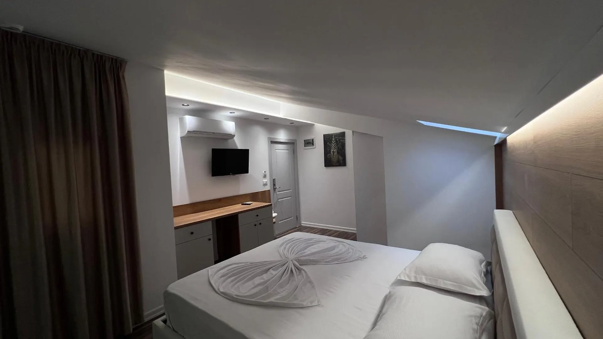 Resort Hotel Colis Kamez Albanië