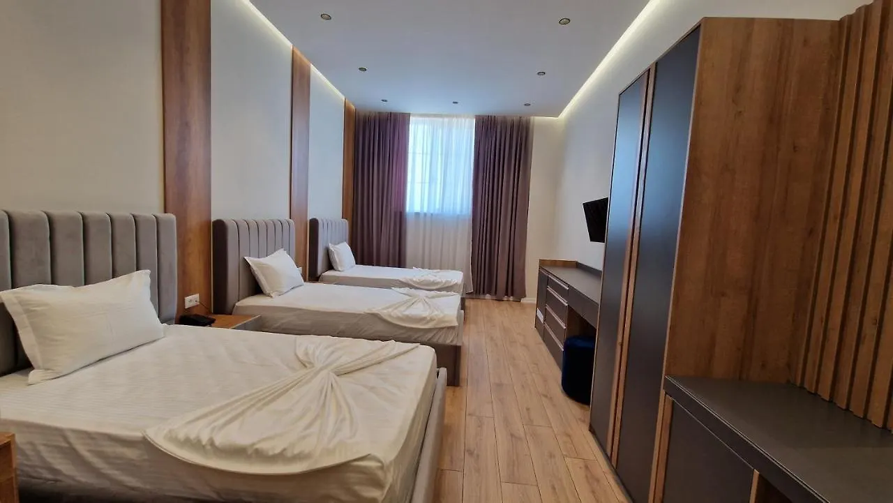 Hotel Colis Тирана 0*,