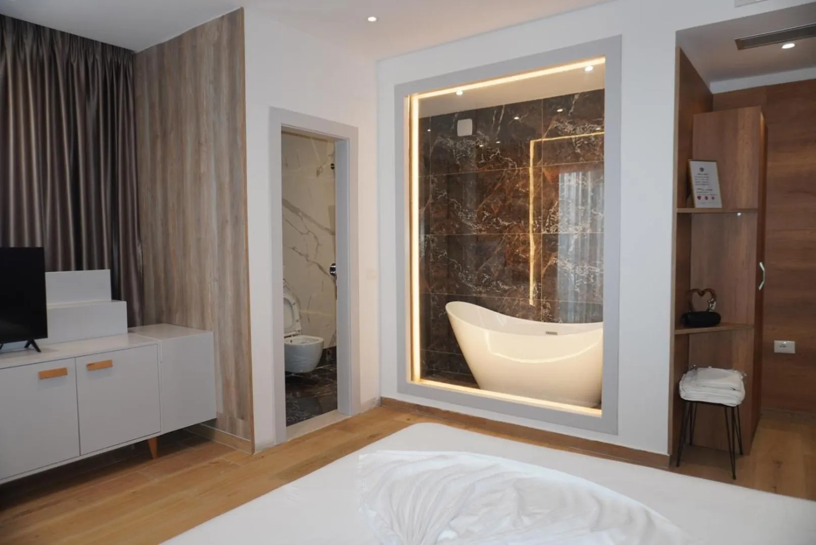 Hotel Colis Tirana Albania