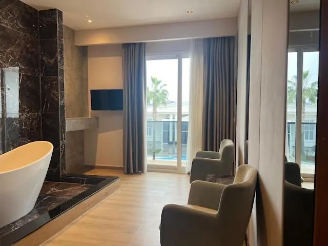 Hotel Colis Tirana